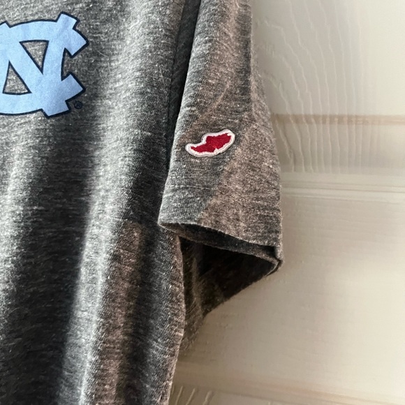UNC League T- shirt. Fits very loose. - Picture 2 of 4